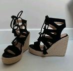 Zwarte sleehak sandalen - maat 38, Zwart, Zo goed als nieuw, Sandalen of Muiltjes, Ophalen of Verzenden