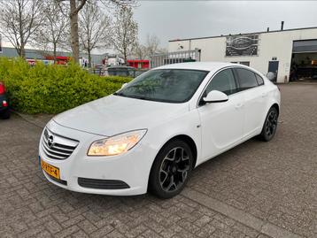 Opel Insignia 1.6 Turbo 132KW 5-DRS 2011 Wit,NAP,NAVI,PDC beschikbaar voor biedingen