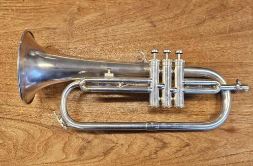 B&H Regent Bb Bugel mat verzilverd, Muziek en Instrumenten, Blaasinstrumenten | Trompetten, Gebruikt, Bes-trompet, Ophalen