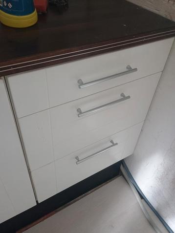 Keuken inbouw ladekast  beschikbaar voor biedingen