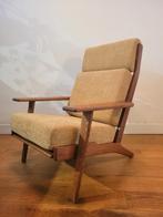 Fauteuil GE290A van Hans J. Wegner voor Getama