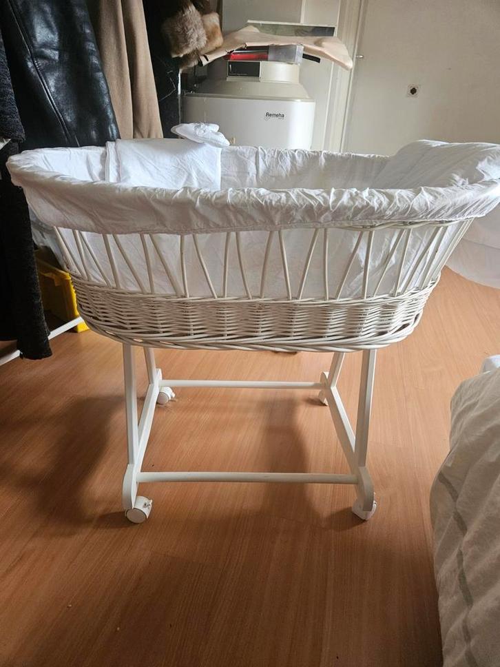 Nieuw  Rotan wieg met toebehoren, Kinderen en Baby's, Babywiegjes en Ledikanten, Nieuw, Wieg, Ophalen