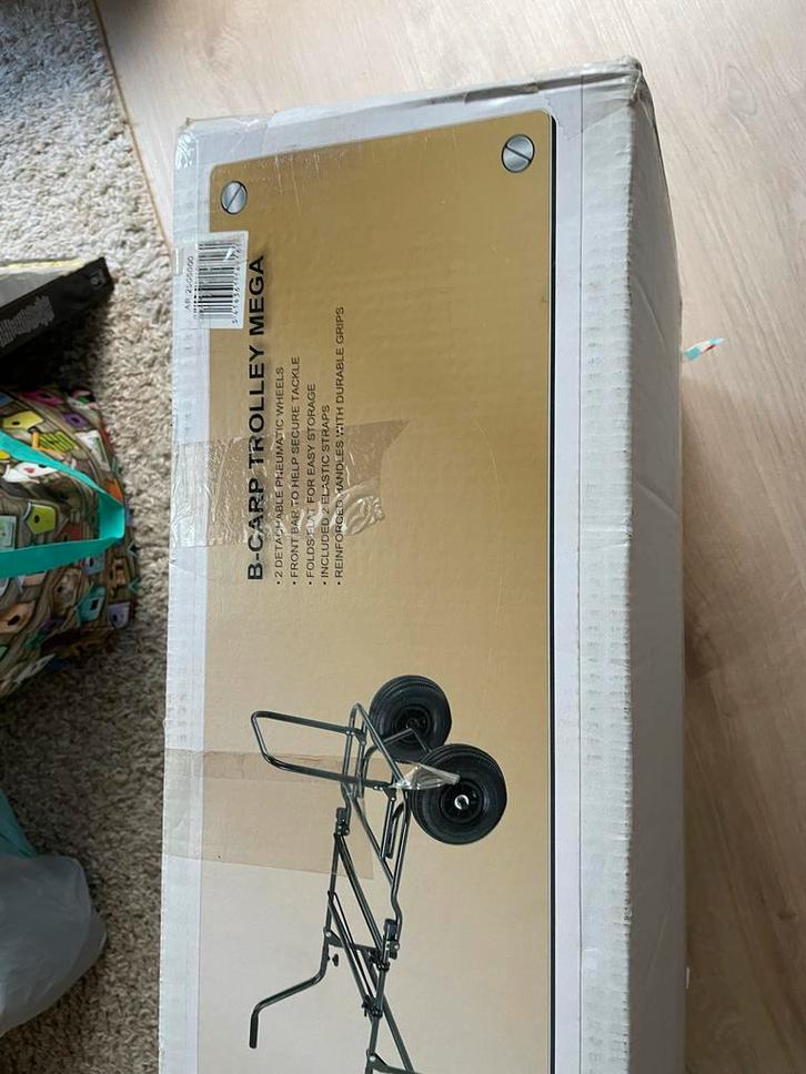Vis trolley - Nieuw in doos, Watersport en Boten, Hengelsport | Karpervissen, Nieuw, Overige typen, Ophalen