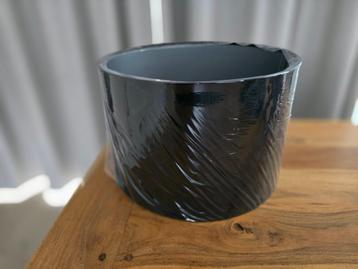 Velours lampenkap zwart nieuw / diameter 35 cm hoogte 23 cm  beschikbaar voor biedingen