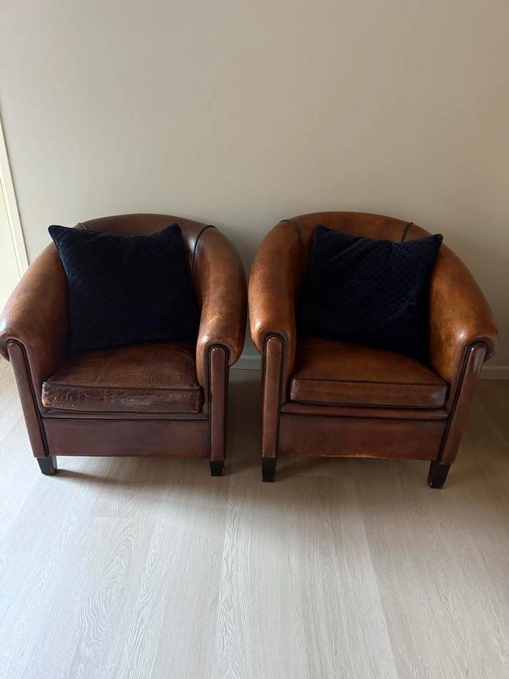 2 Vintage Schapenleren Fauteuils, Huis en Inrichting, Fauteuils, Gebruikt, Leer, 75 tot 100 cm, Ophalen