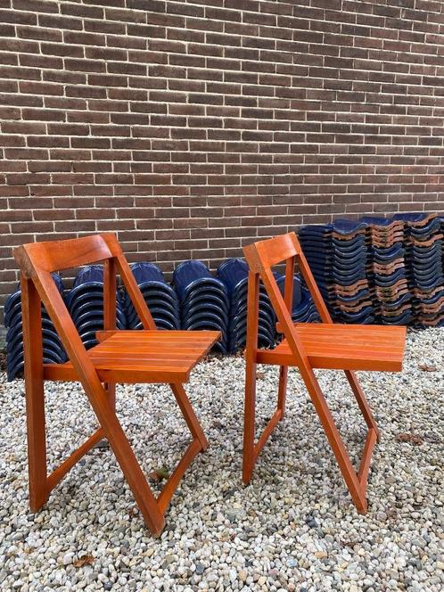 Vintage set Aldo Jacober stijl klapstoelen jaren 70/80, Huis en Inrichting, Stoelen, Gebruikt, Twee, Hout, Overige kleuren, Ophalen