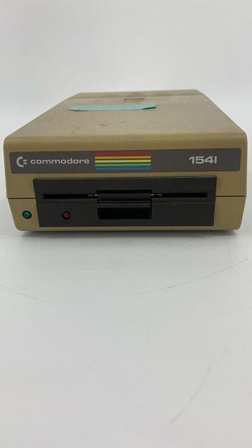 Commodore 1541 Disk Drive (64)