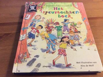 Het Speurtochtenboek. Leuk boek met 13 verschillende ideeën beschikbaar voor biedingen