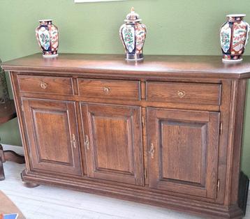 Dressoir  beschikbaar voor biedingen