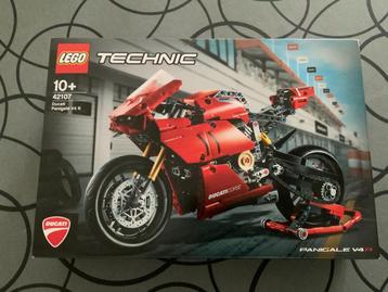 Nieuw Lego 42107 Ducati Panigale V4 R, in verzegelde doos. beschikbaar voor biedingen
