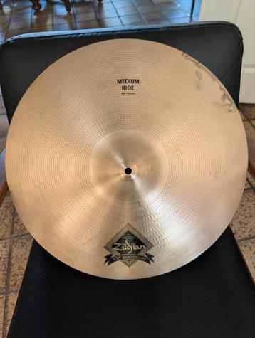 Zildjian 20" medium ride  bekken beschikbaar voor biedingen
