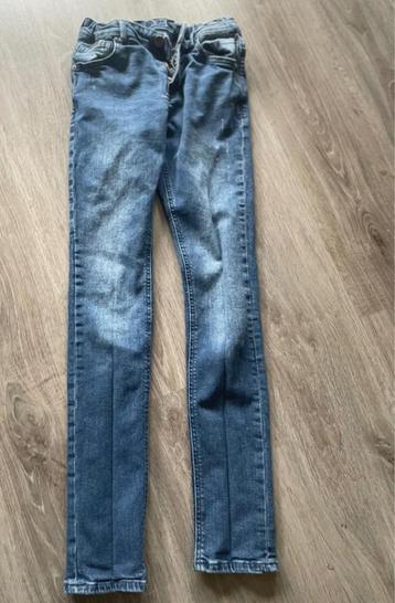 Kleding pakket jongens maat 140/146 beschikbaar voor biedingen