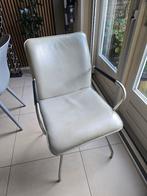 4 eetkamerstoelen lichtgrijs leren bekleding., Huis en Inrichting, Stoelen, Ophalen, Gebruikt, Metaal, Vier