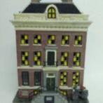 DV110114 Politiebureau Leeuwarden dickensville huisjes €69, NB, Nieuw, Ophalen of Verzenden, NB