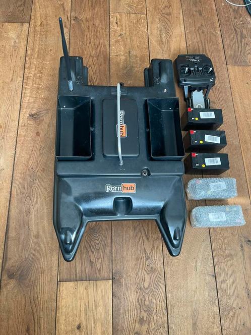 Voerboot Dominator/proline met Vexilar Fishfinder, Watersport en Boten, Hengelsport | Karpervissen, Gebruikt, Overige typen, Ophalen
