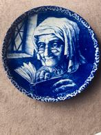 Delfts Blauw Bord - Lezende Vrouw - Boch Frères, Ophalen of Verzenden
