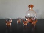 Vintage Frans likeursetje, karaf 15 cm hoog, 4 shotglaasjes, Antiek en Kunst, Antiek | Glas en Kristal, Ophalen of Verzenden