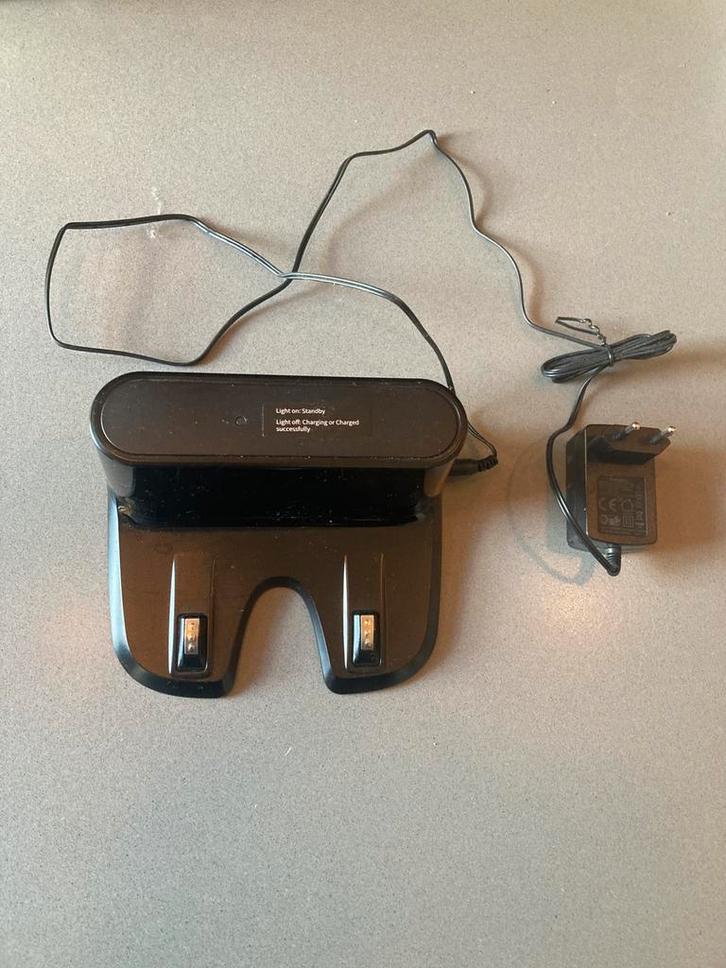 Robotstofzuiger Liectroux Zwart, Witgoed en Apparatuur, Stofzuigers, Zo goed als nieuw, Robotstofzuiger, Minder dan 1200 watt