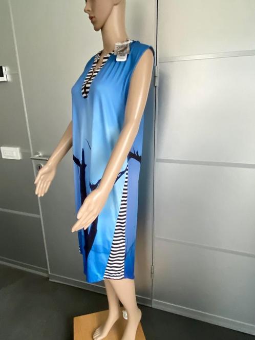 G379 Nieuw: maat 42+ 44=L jurkje blauw/wit/zwart van Dubbel, Kleding | Dames, Jurken, Nieuw, Maat 42/44 (L), Blauw, Knielengte