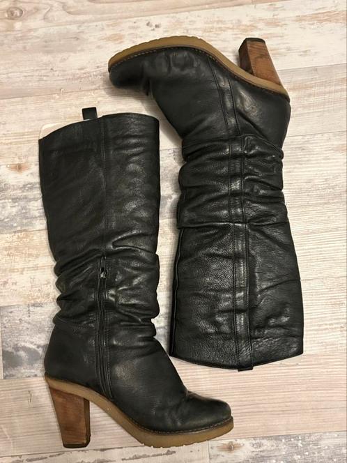 Mooie zwarte dames laarzen echt leer, maat 37, Kleding | Dames, Schoenen, Zo goed als nieuw, Hoge laarzen, Zwart, Ophalen of Verzenden