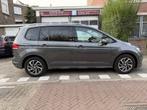 Volkswagen Touran 1.4 TSI Highline SOUND NAVI CARPLAY TREKHA, Auto's, Volkswagen, Gebruikt, 4 cilinders, Zilver of Grijs, 1500 kg