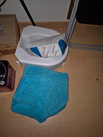 Wc verhoger en urineplasding beschikbaar voor biedingen
