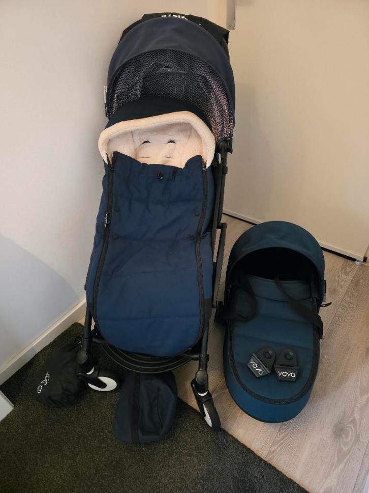 Babyzen yoyo-2 compleet!@@ air france., Kinderen en Baby's, Buggy's, Zo goed als nieuw, Regenhoes, Voetenzak, Ophalen