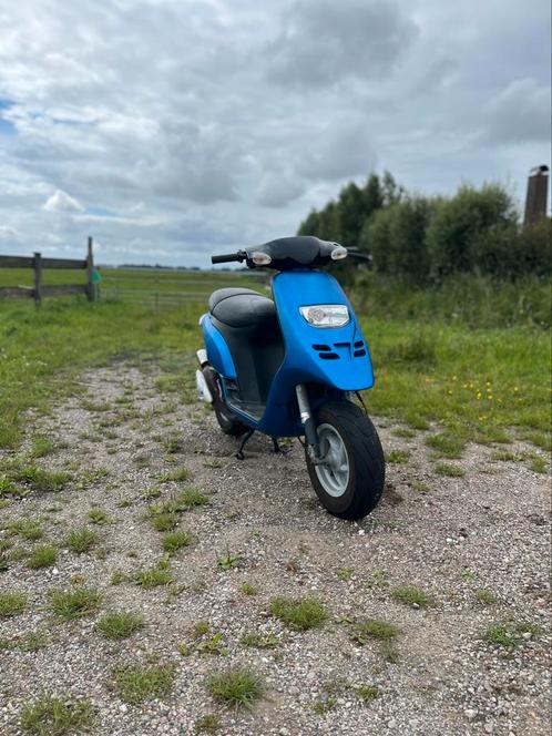 Piaggio/gilera Typhoon 70cc, Fietsen en Brommers, Scooters | Piaggio, Zo goed als nieuw, Overige modellen, Tweetakt, Ophalen of Verzenden