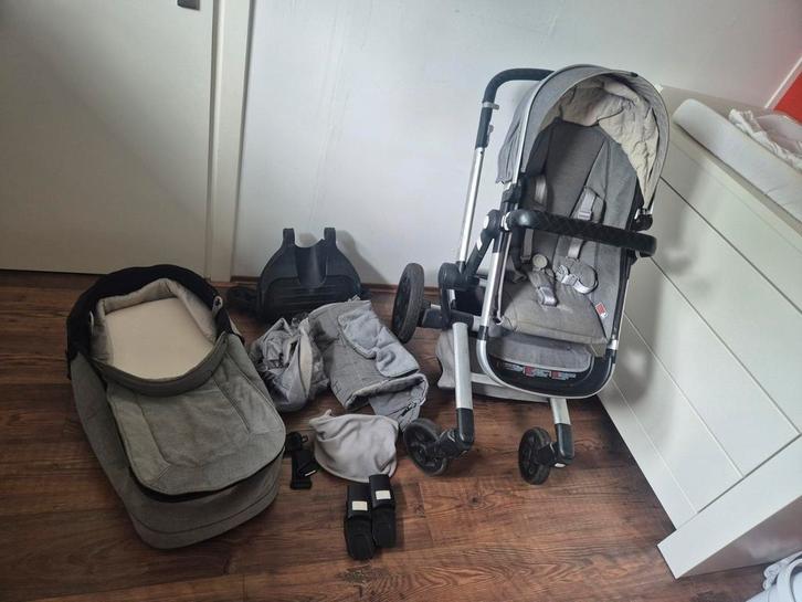 Joolz Day 2, Kinderen en Baby's, Kinderwagens en Combinaties, Gebruikt, Combiwagen, Overige merken, Met reiswieg, Verstelbare duwstang