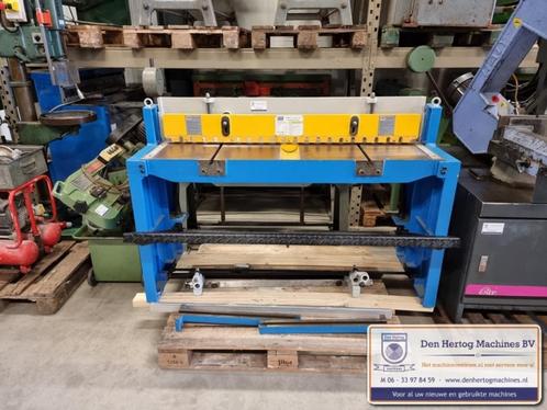 *koopje schaar 1320x1,5mm voetbediend knipschaar plaatschaar, Doe-het-zelf en Verbouw, Gereedschap | Handgereedschap, Zo goed als nieuw