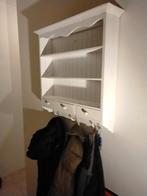 Kapstokkastje, Ophalen