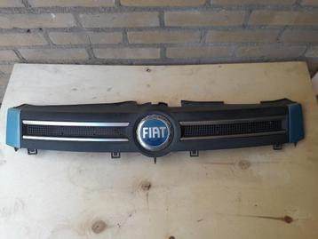 GRILLE - Origineel + Logo/Embleem - FIAT PANDA - 2003 > 2013 beschikbaar voor biedingen