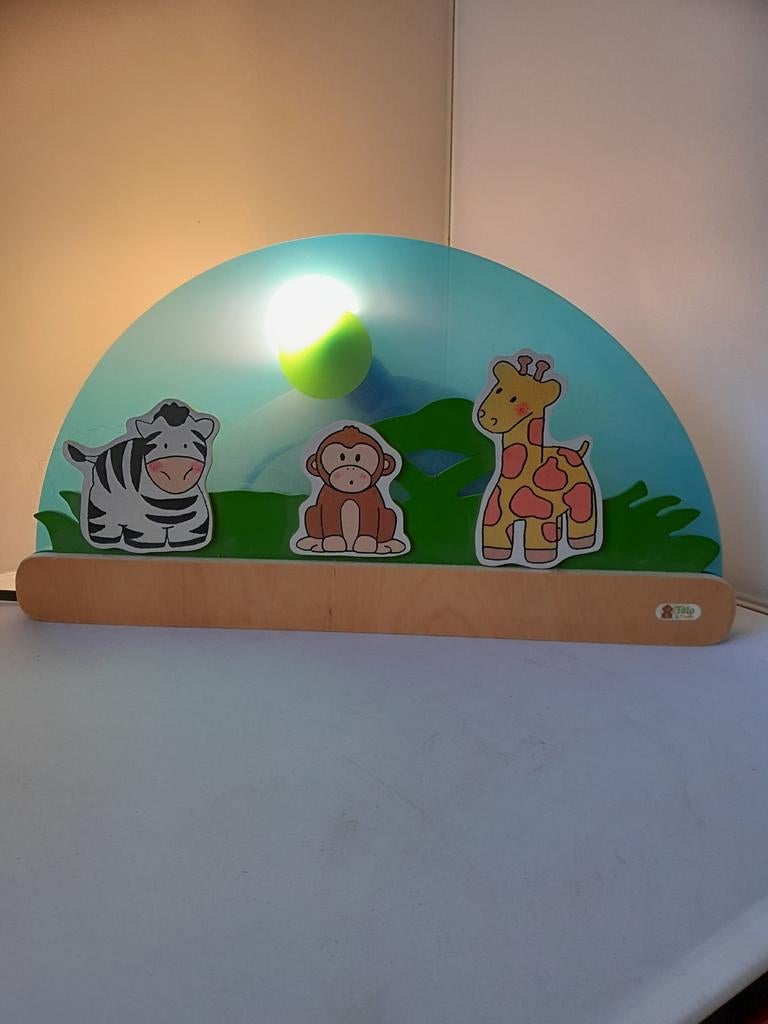 Dierenlampje safari ( Toto &friends), Huis en Inrichting, Lampen | Wandlampen, Ophalen of Verzenden, Hout