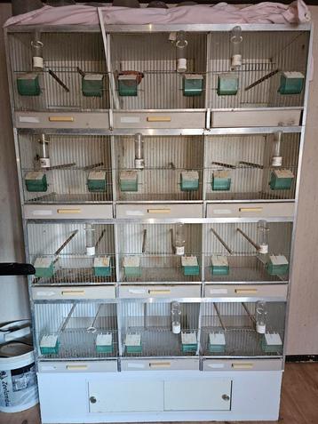 Van Keulen Vogelkooien beschikbaar voor biedingen