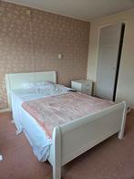 Elektrisch Twijfelaar Bed + Matras & Nachtkastje, Huis en Inrichting, Slaapkamer | Bedden, Ophalen, Verstelbaar, Wit, Zo goed als nieuw