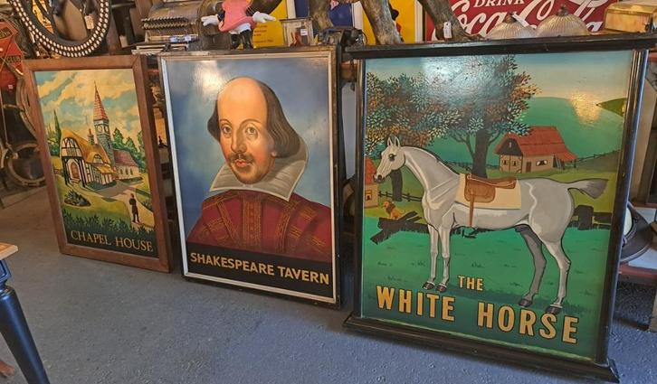 Echte oude Engelse uithangborden pub wandborden en decoratie, Antiek en Kunst, Curiosa en Brocante, Ophalen