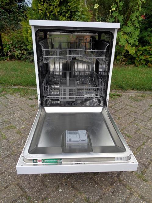 BEKO model DVN05320W vaatwasmachine - 3 jaar oud -, Witgoed en Apparatuur, Vaatwasmachines, Gebruikt, Vrijstaand, Minder dan 85 cm