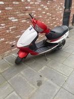 Peugot speedace 50 cc, Fietsen en Brommers, Snorfietsen en Snorscooters, Ophalen, Zo goed als nieuw, Benzine, Overige merken