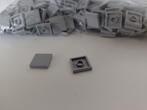 Lego 700 stuks tegel 2x2 licht grijs nieuw, Ophalen of Verzenden, Nieuw