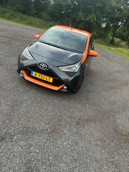 Toyota Aygo JBL 1.0 Vvt-i 72pk 5D 2021 Grijs, Auto's, Toyota, Particulier, Aygo, ABS, Achteruitrijcamera, Airbags, Airconditioning