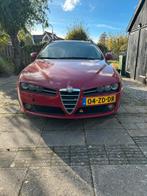Alfa Romeo 159 2.2 JTS met APK aug 2026, Voorwielaandrijving, 4 cilinders, Stationwagon, Handgeschakeld