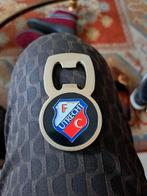 Voor verzamelaars fles opener van F.C utrecht, Maat XL, Ophalen of Verzenden, Nieuw, Shirt