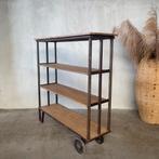 Industriële stellingkast, fabriekswagen, oude kast, stelling, Ophalen