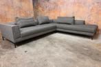 ZGANieuw grijze stoffen Aikon Lounge design hoekbank