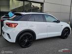 Volkswagen T-Roc 1.5 TSI 3x R-line Panorama/Keyless/Beats/Bl, Auto's, Adaptive Cruise Control, 1258 kg, 1498 cc, Zwart