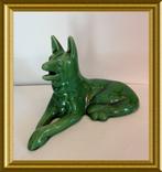 Groen keramiek beeldje: herdershond, Ophalen of Verzenden, Gebruikt, Dier