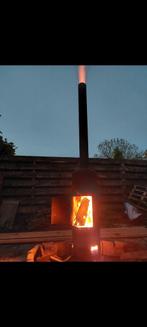 Grote houtkachel buiten . Met mega trek zoals je ziet ., Ophalen, Zo goed als nieuw