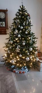 Kunst kerstboom. 215 hoog levensechte naalden., Ophalen of Verzenden, Zo goed als nieuw