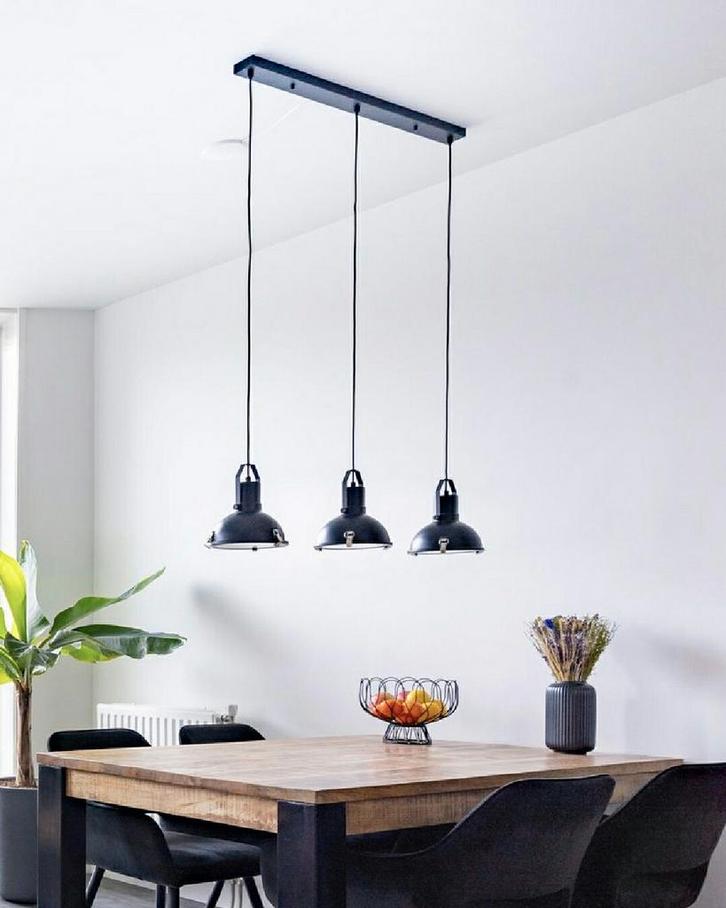 Karwei Set – Zwarte industriële hanglamp & plafondlamp, Huis en Inrichting, Lampen | Hanglampen, Zo goed als nieuw, 75 cm of meer