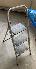 Hailo Keukentrapje - Opvouwbaar - 3 Treden, Doe-het-zelf en Verbouw, Ladders en Trappen, Ophalen, Gebruikt, Trap, Opvouwbaar of Inschuifbaar